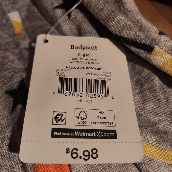 2 halloween footed onesies - Picture 3 of 4